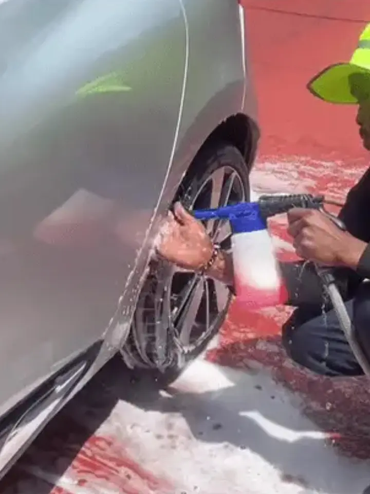 Silver car detailing